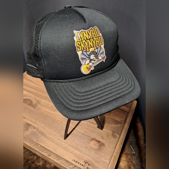 Source Unknown Accessories - Unisex Lynyrd Skynyrd Trucker Hat